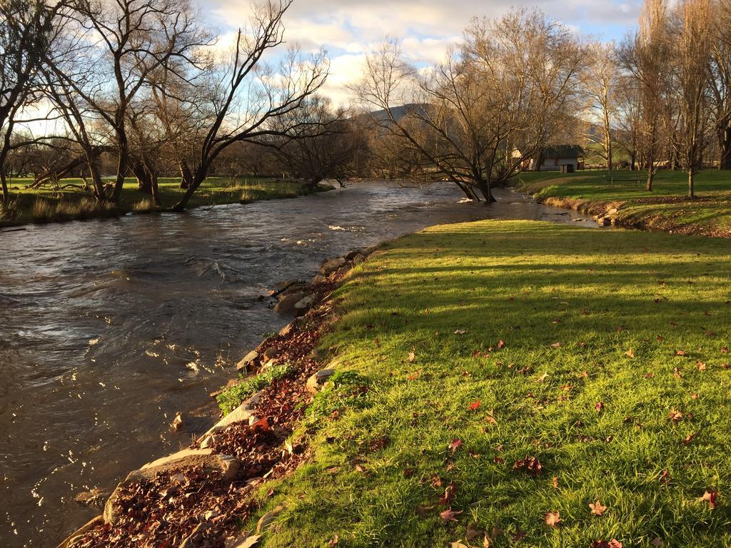Colac Colac Caravan Park Corryong Екстериор снимка
