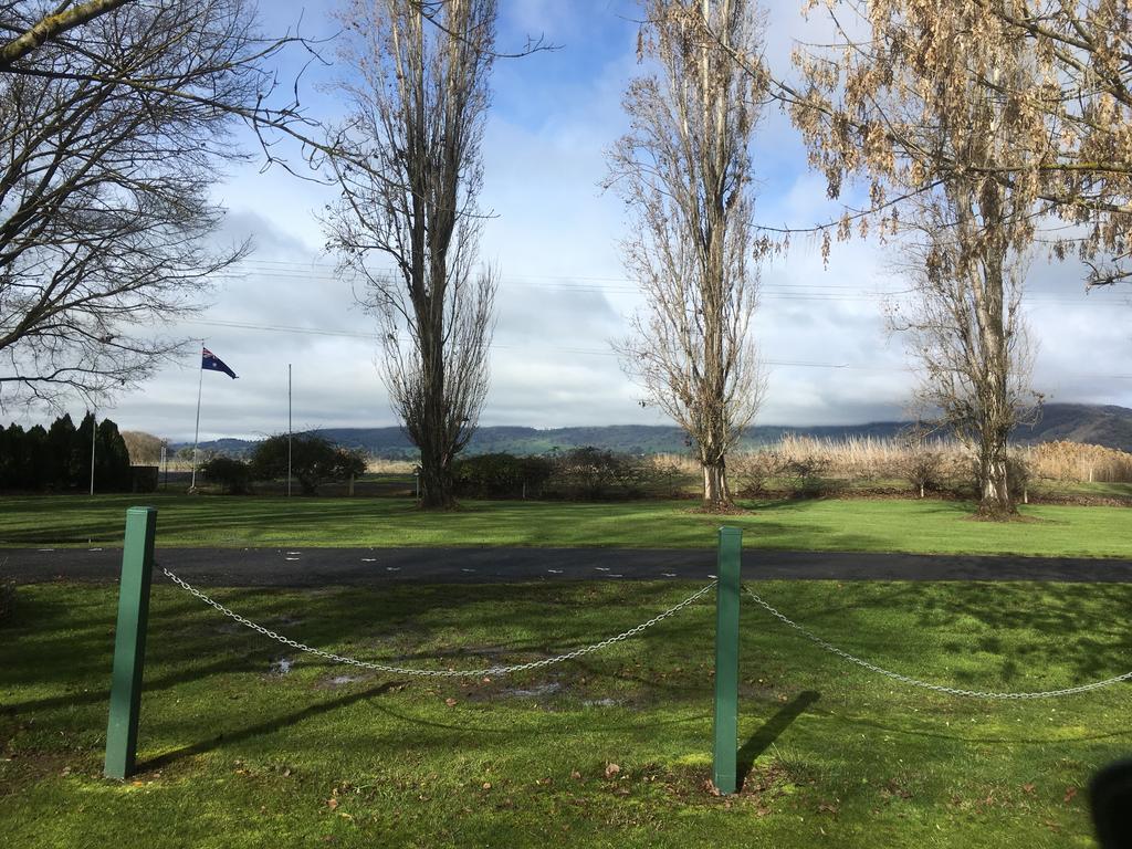 Colac Colac Caravan Park Corryong Екстериор снимка